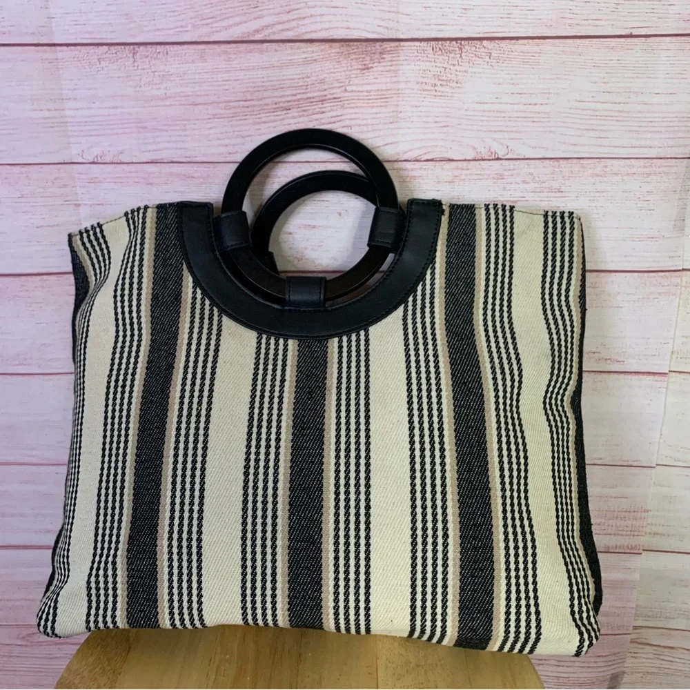 JustFab First Class‎ Getaway Tote